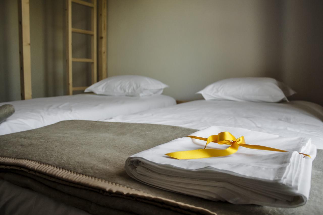 Most Art Boutique Hostel Лейрия Экстерьер фото