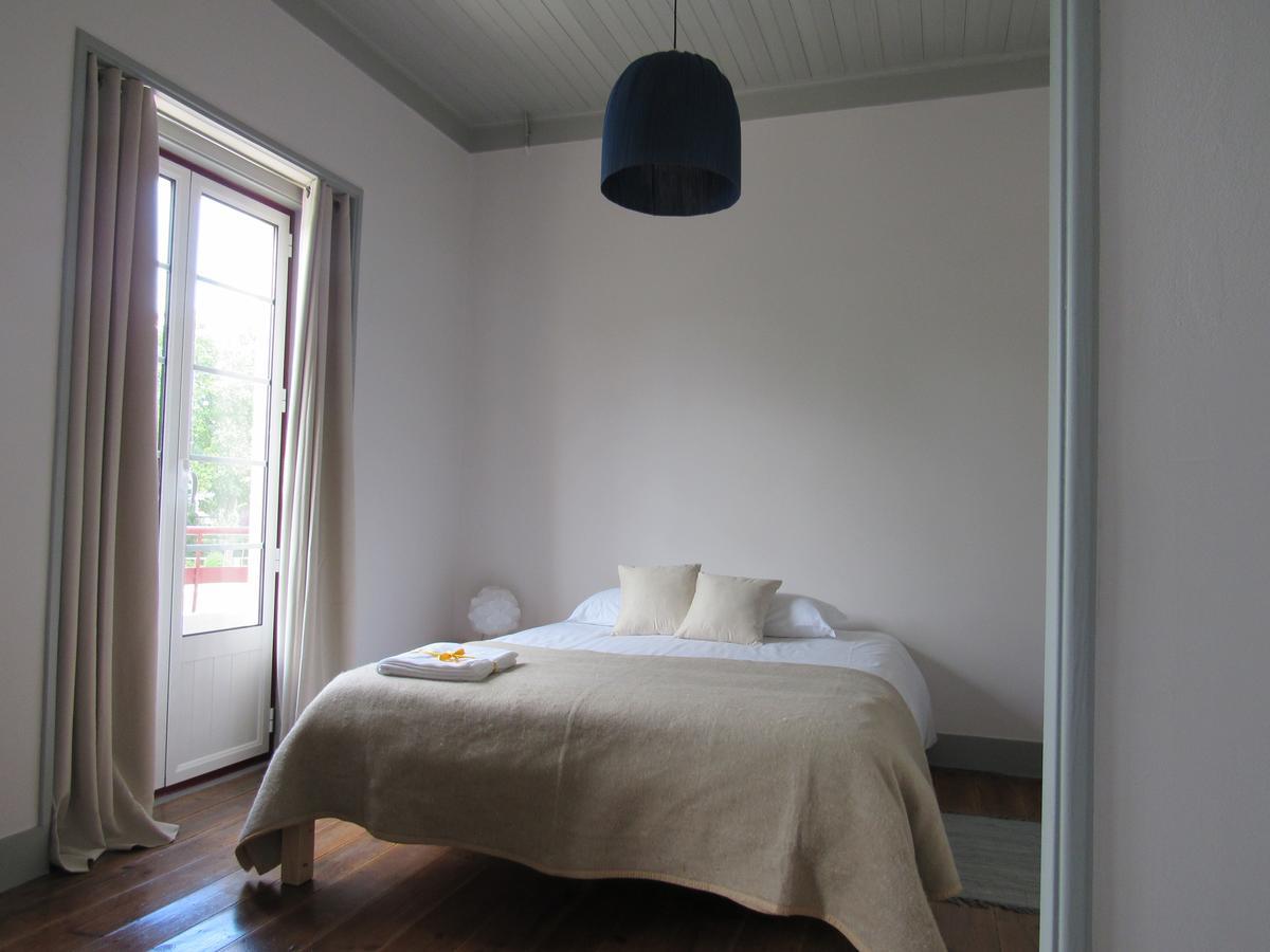 Most Art Boutique Hostel Лейрия Экстерьер фото