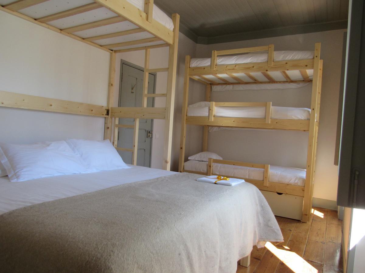 Most Art Boutique Hostel Лейрия Экстерьер фото