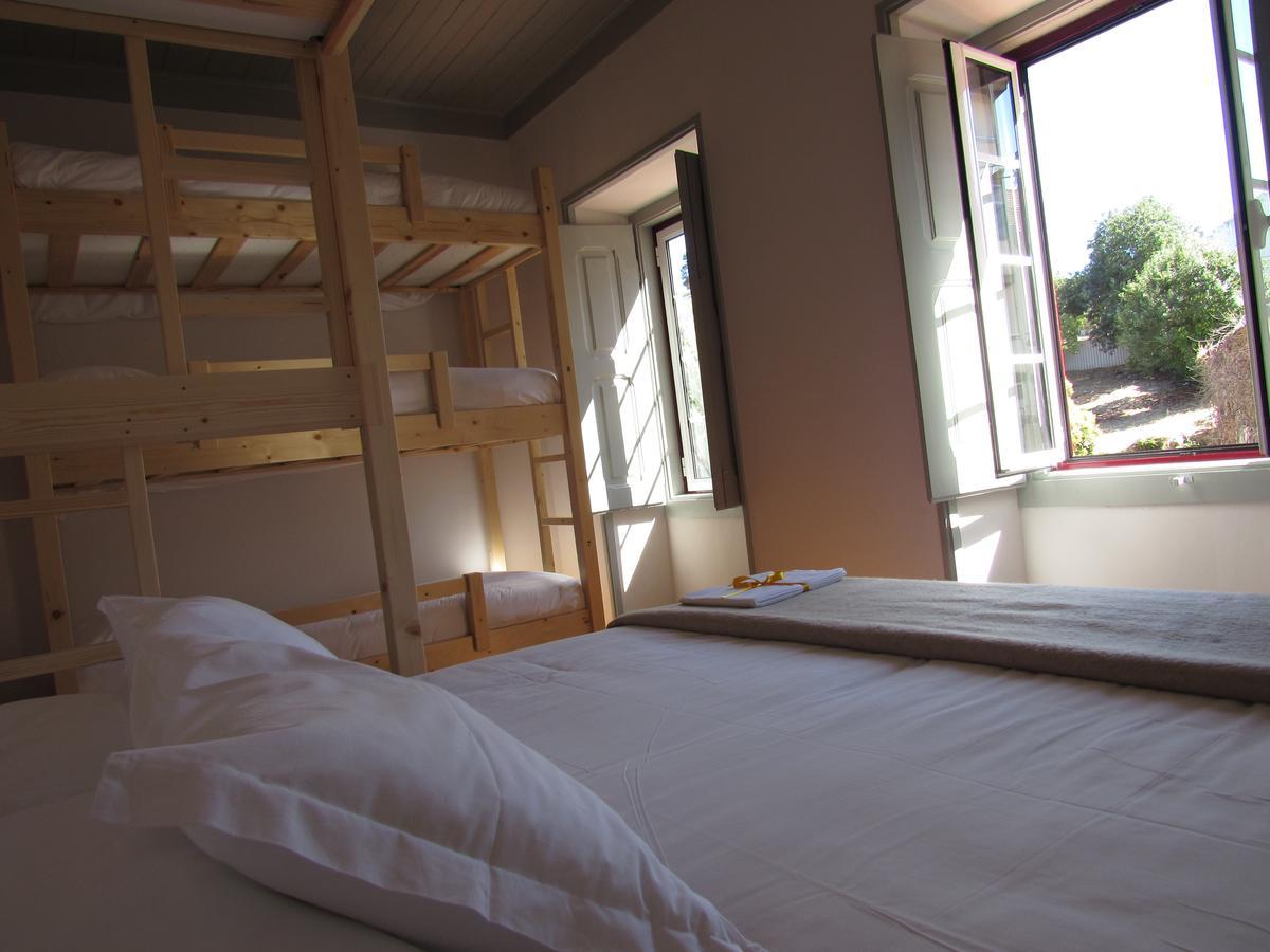 Most Art Boutique Hostel Лейрия Экстерьер фото
