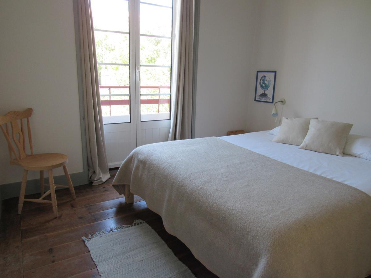 Most Art Boutique Hostel Лейрия Экстерьер фото