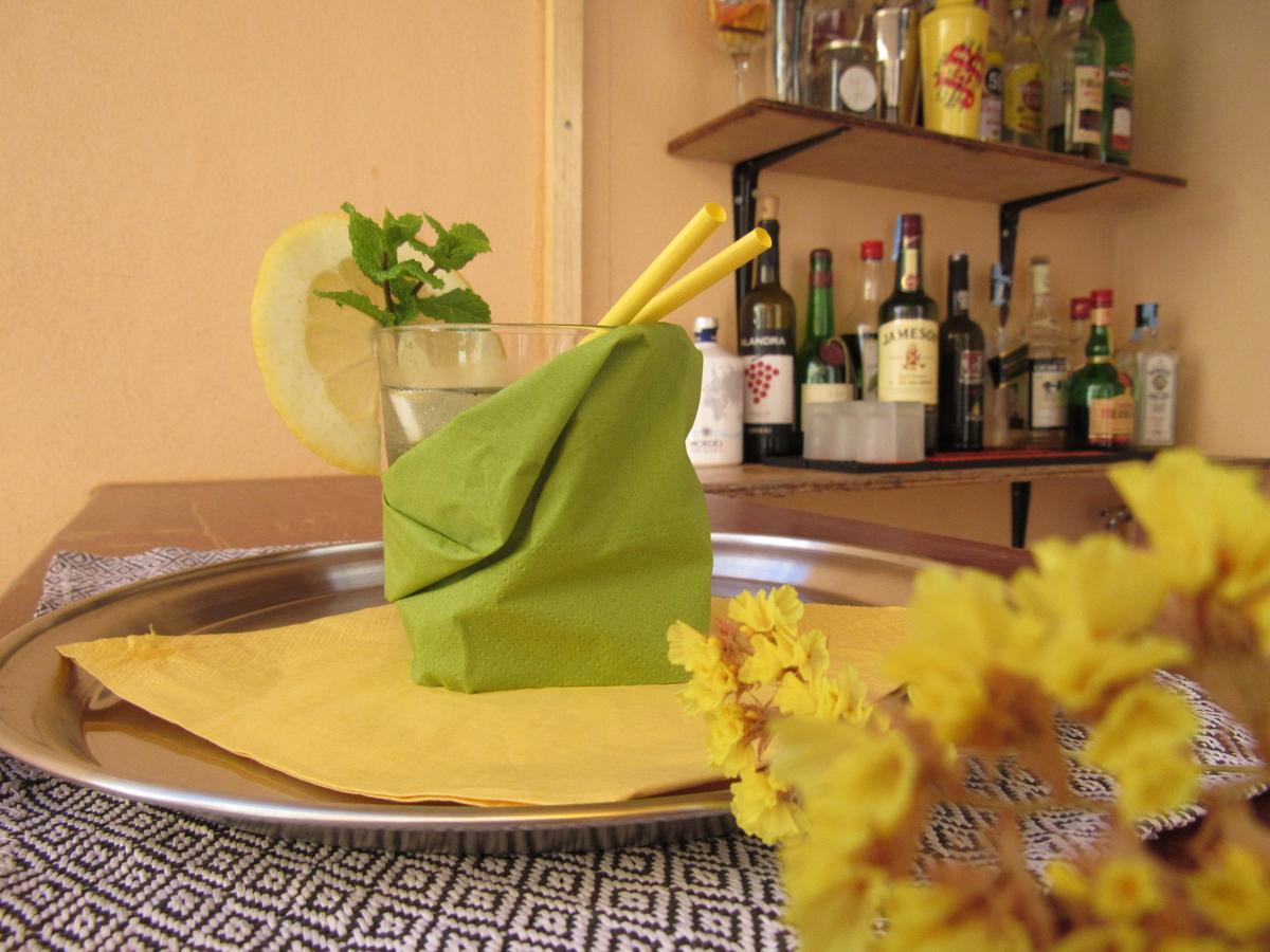 Most Art Boutique Hostel Лейрия Экстерьер фото